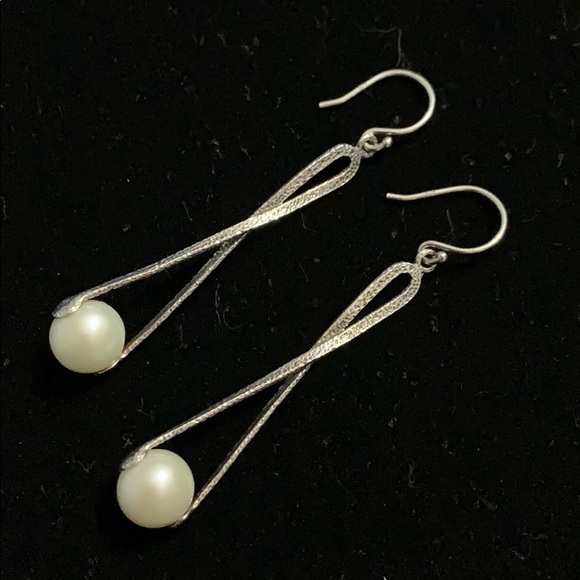 Silpada Jewelry - *Retired* Silpada Silver Pearl Diver Twist Drop